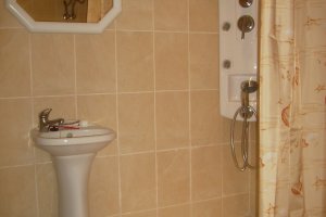 Emmaste vannituba.JPG